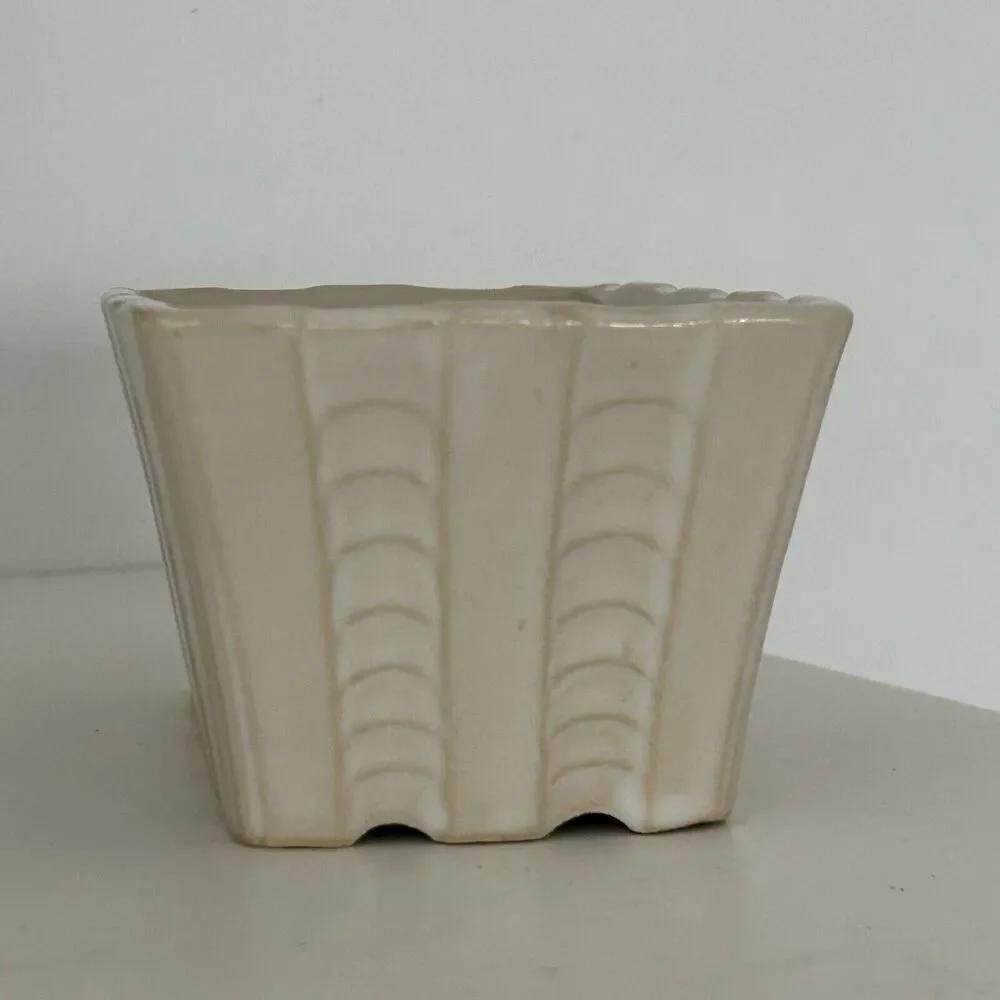 Vintage Pottery Planter Rectangle Beige/Tan Ribbed Scalloped MCM Mid Century